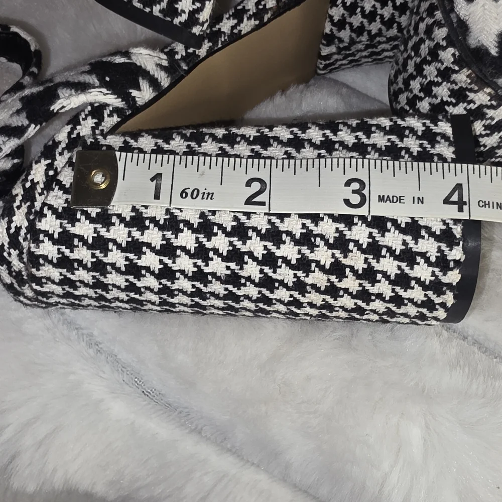 New York & Company Houndstooth Platform Heels